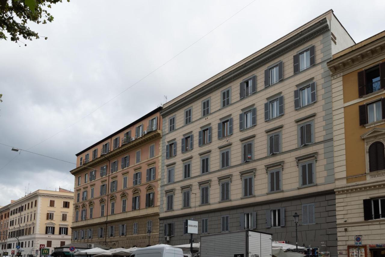 Bed&Bikerome Giulio Cesare Bed & Breakfast Luaran gambar