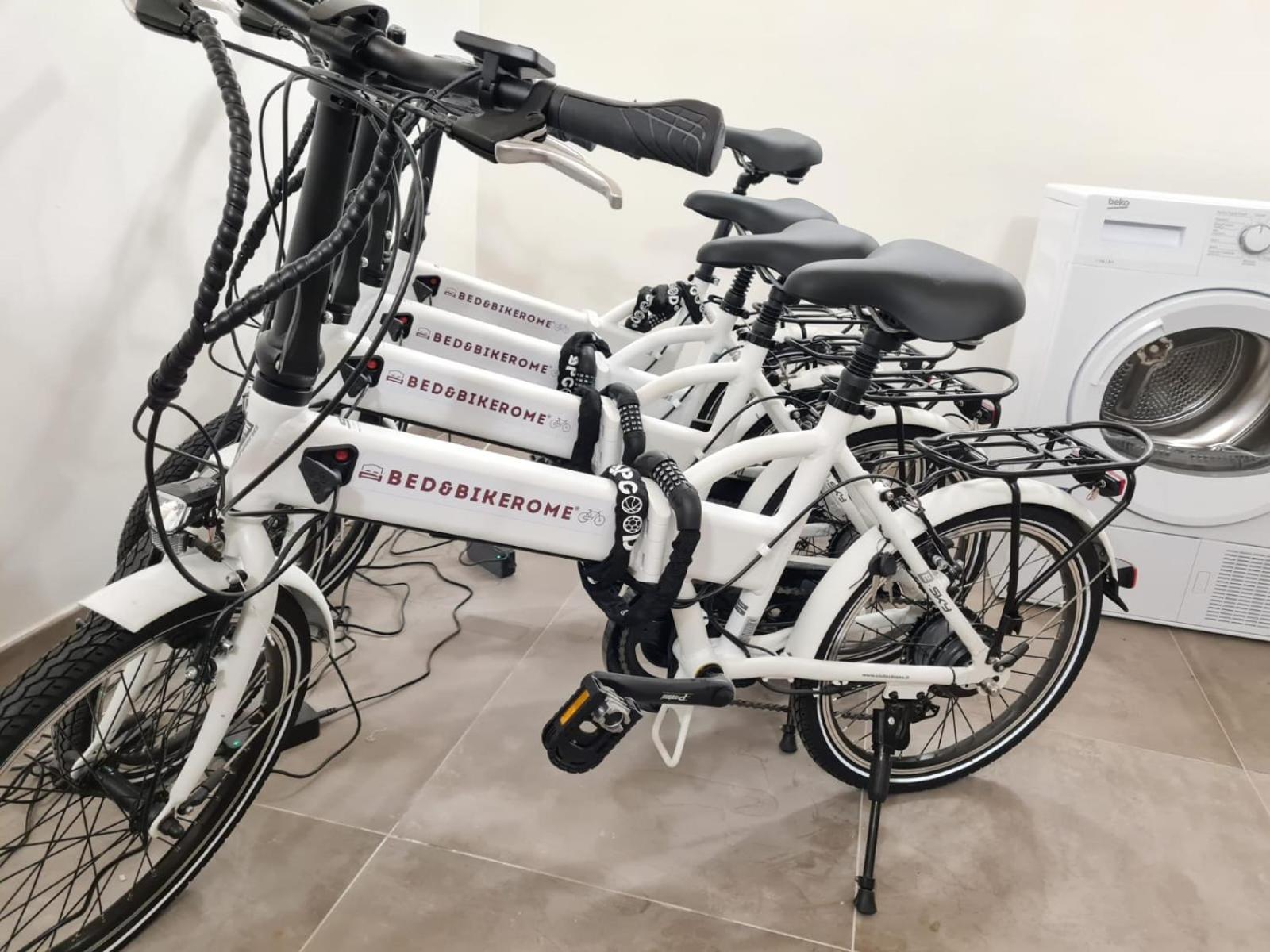 Bed&Bikerome Giulio Cesare Bed & Breakfast Luaran gambar