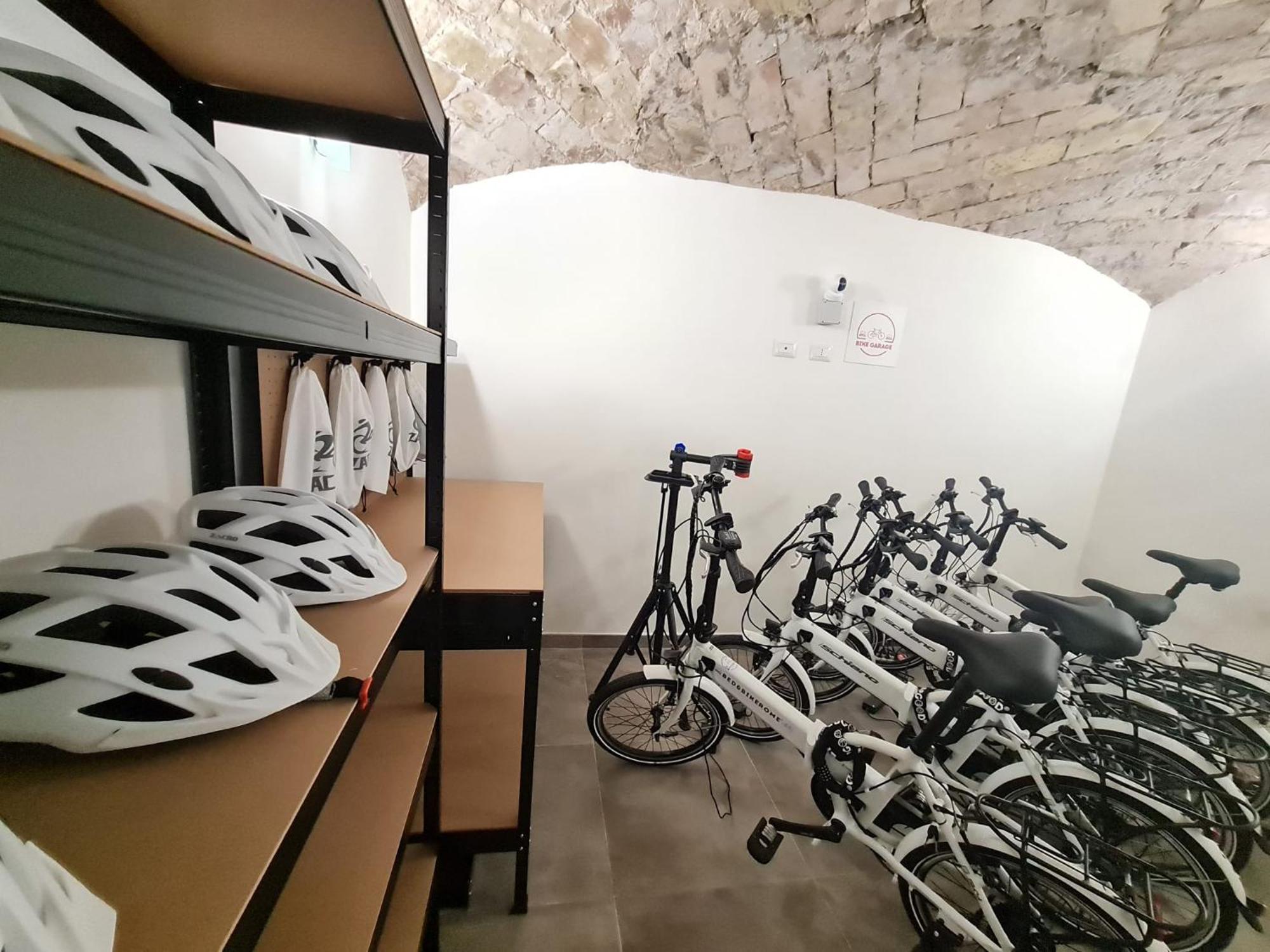 Bed&Bikerome Giulio Cesare Bed & Breakfast Luaran gambar
